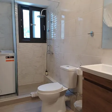 Amelia Luxury ניקיאנה