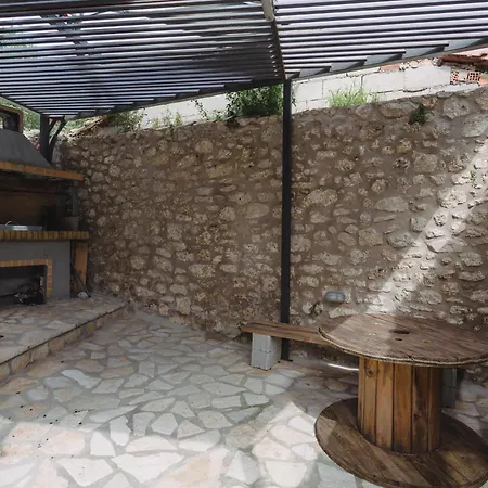 Amelia Luxury דירה