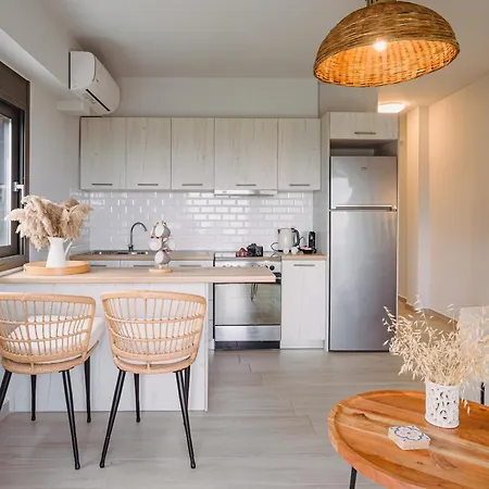 Amelia Luxury ניקיאנה